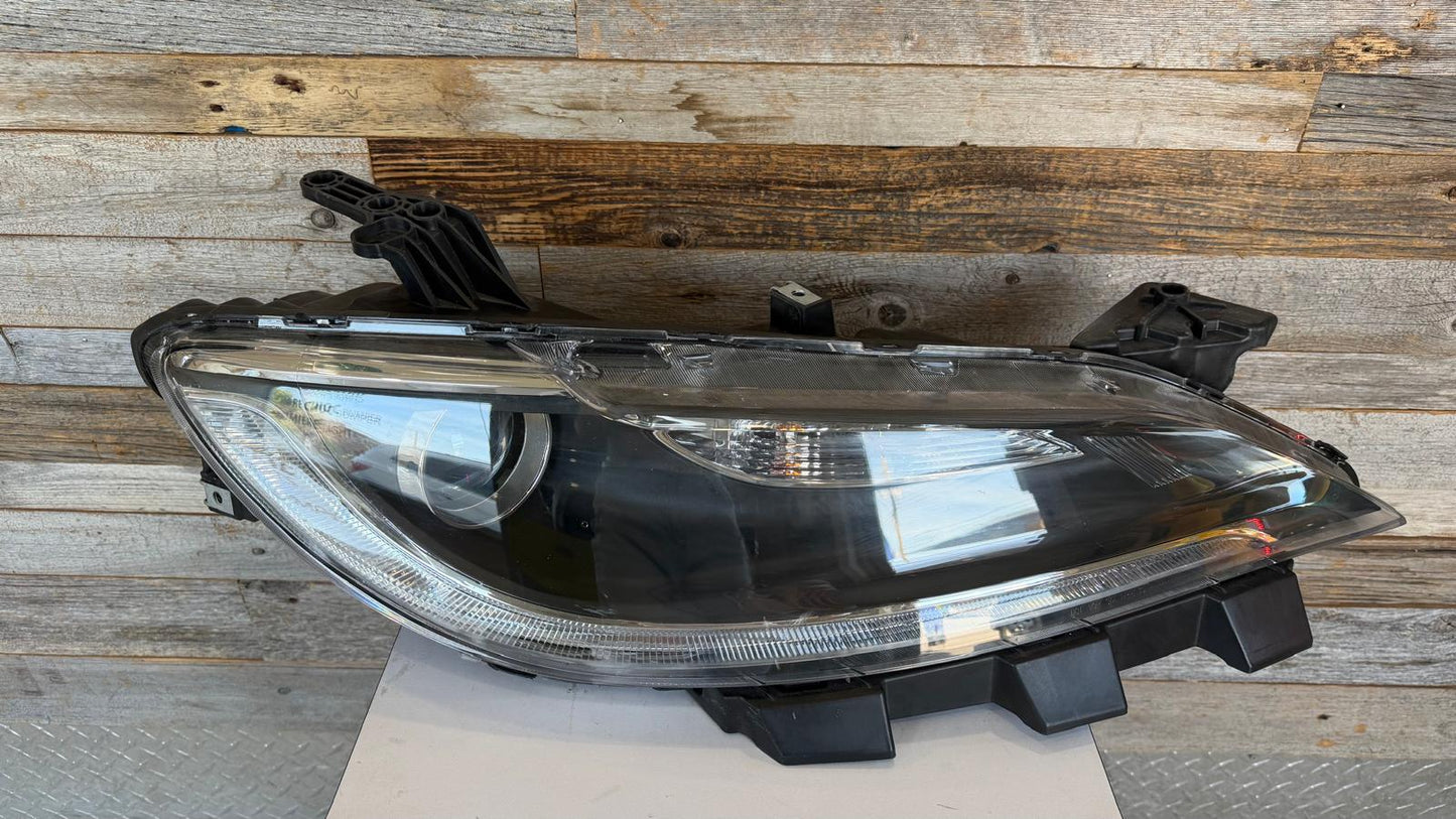 CHRYSLER 200/ 2015-2017 Passenguer Headlamp assy composite Halogen; w/o LED DRL; Chrome Trim