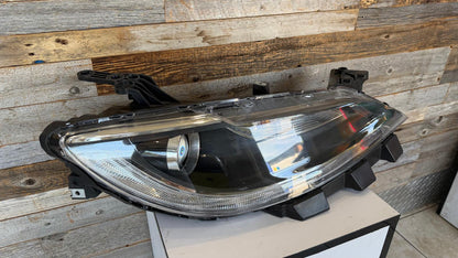 CHRYSLER 200/ 2015-2017 Passenguer Headlamp assy composite Halogen; w/o LED DRL; Chrome Trim