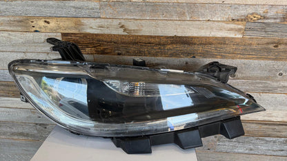 CHRYSLER 200/ 2015-2017 Passenguer Headlamp assy composite Halogen; w/o LED DRL; Chrome Trim