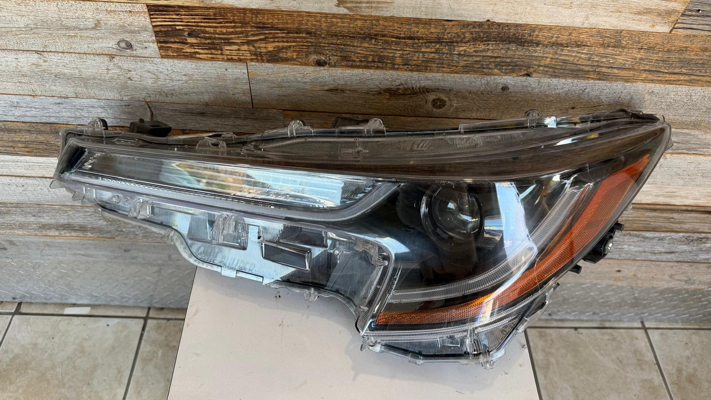 TOYOTA COROLLA 2020-2022 DRIVER HEADLAMP  L/LE USA/JAPAN BUILT LENS HOUSING