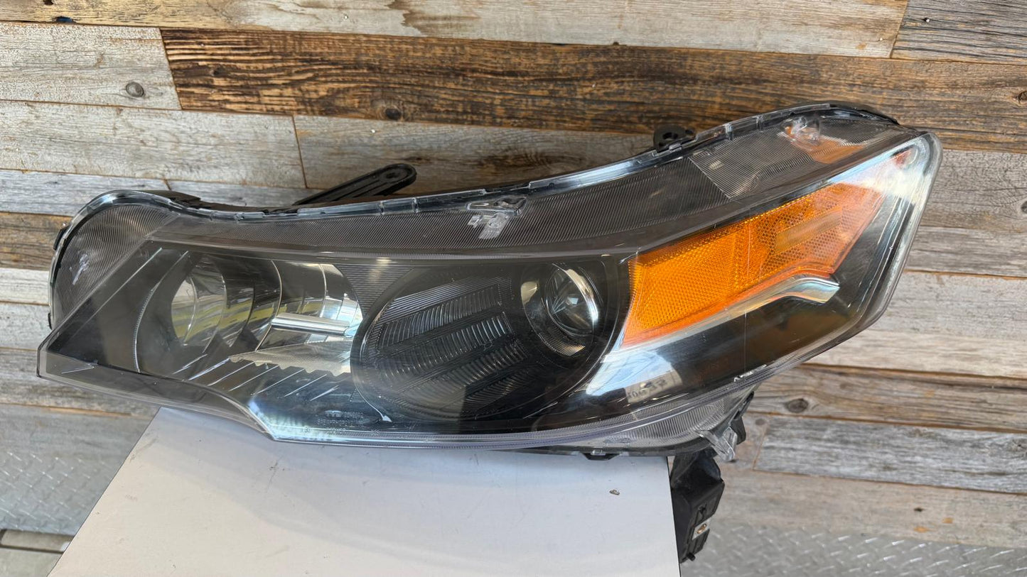 Acura TL 2012-2014 | Driver Headlamp lens/housing | HID