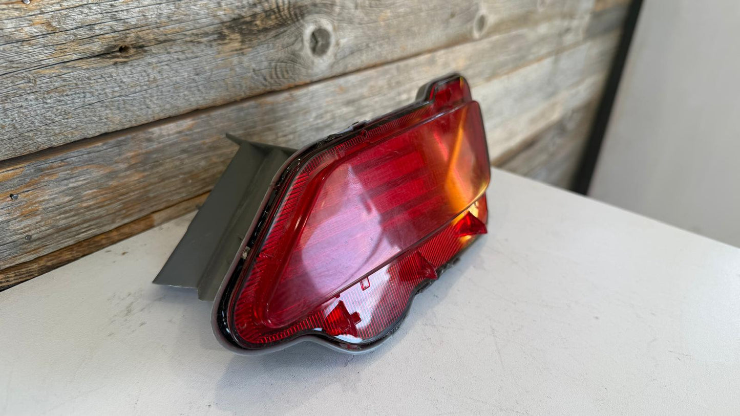 TOYOTA RAV4 2013-2015 Passenger Rear bumper reflector
