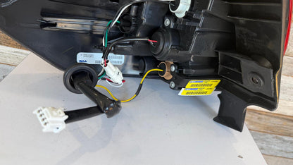 NISSAN ROGUE 2017  Passenger Taillamp assy outer