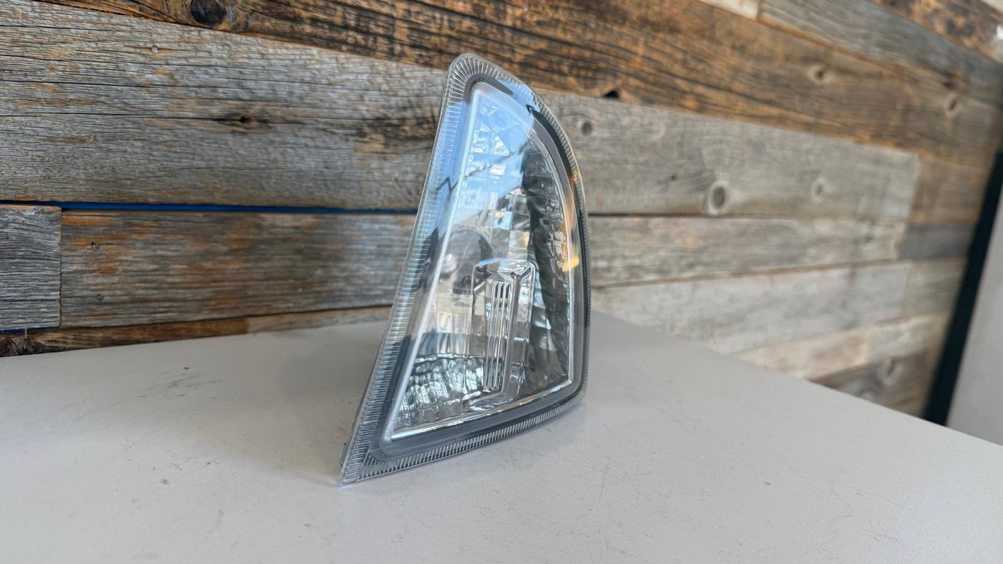 TOYOTA PRIUS C 2012-2014 Driver Front signal lamp lens/housing