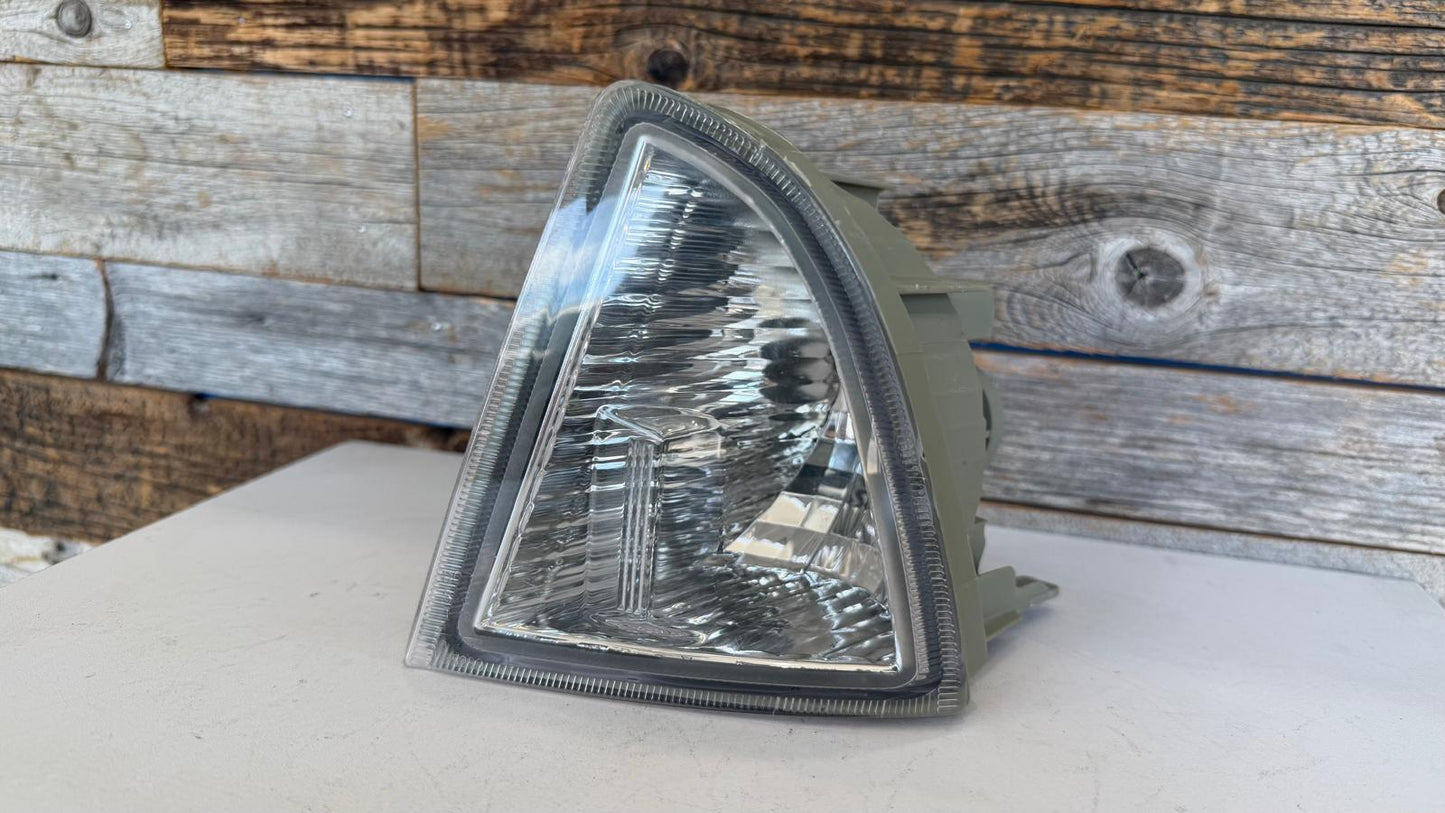 TOYOTA PRIUS C 2012-2014 Driver Front signal lamp lens/housing