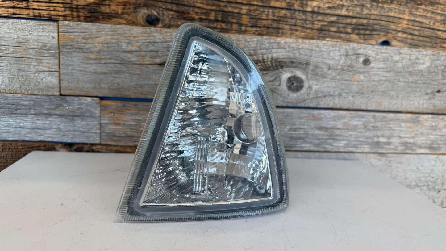 TOYOTA PRIUS C 2012-2014 Driver Front signal lamp lens/housing