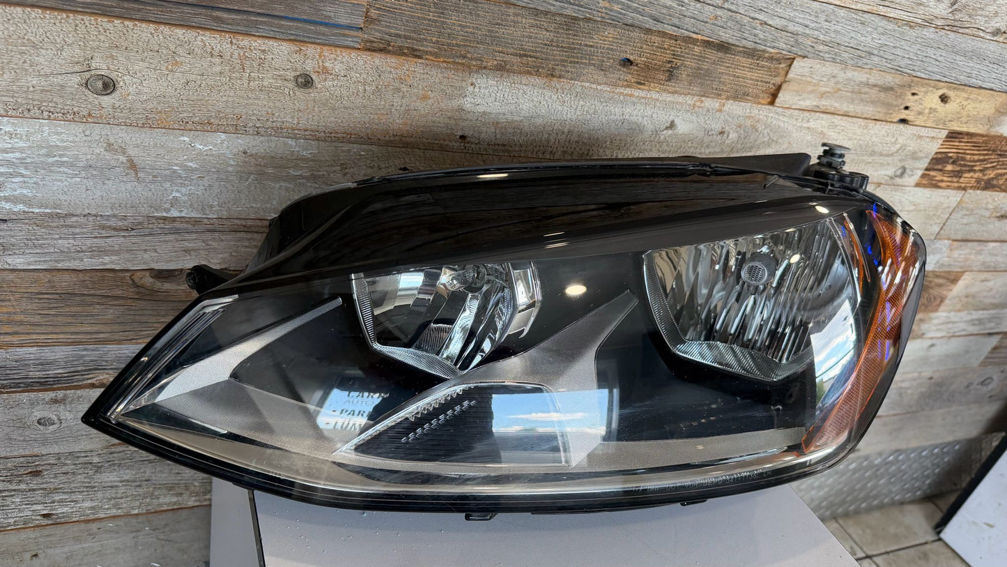 VOLKSWAGEN E-GOLF/GOLF 2015-2020 Driver Headlamp assy composite Halogen