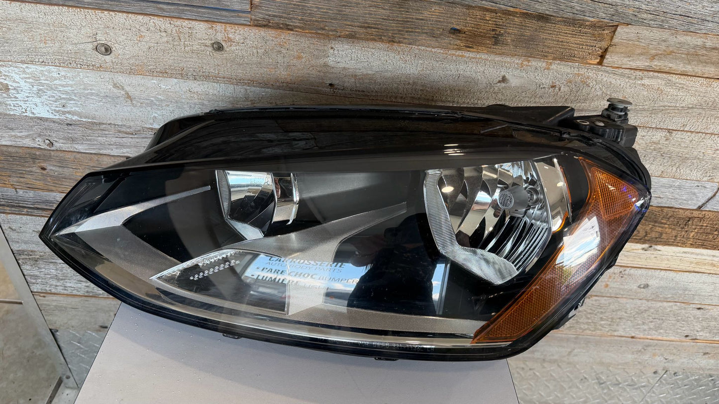VOLKSWAGEN E-GOLF/GOLF 2015-2020 Driver Headlamp assy composite Halogen
