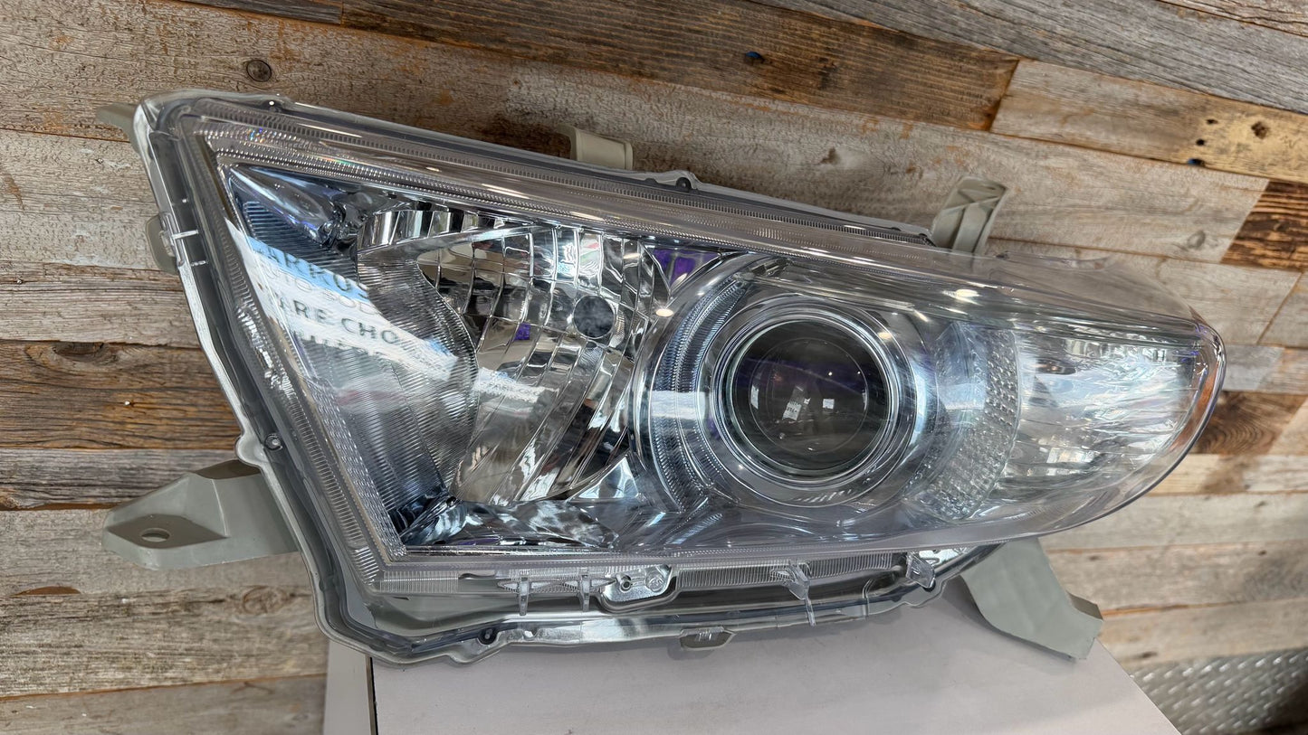 TOYOTA HIGHLANDER 2011-2013 Driver Headlamp assy composite USA Built