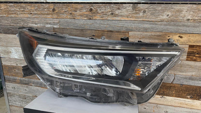TOYOTA RAV4 2019-2021 Passenger Headlamp assy composite ADVENTURE|LIMITED|TRAIL|TRD|XLE|XLE PREMIUM; NA Built; Chrome Bezel