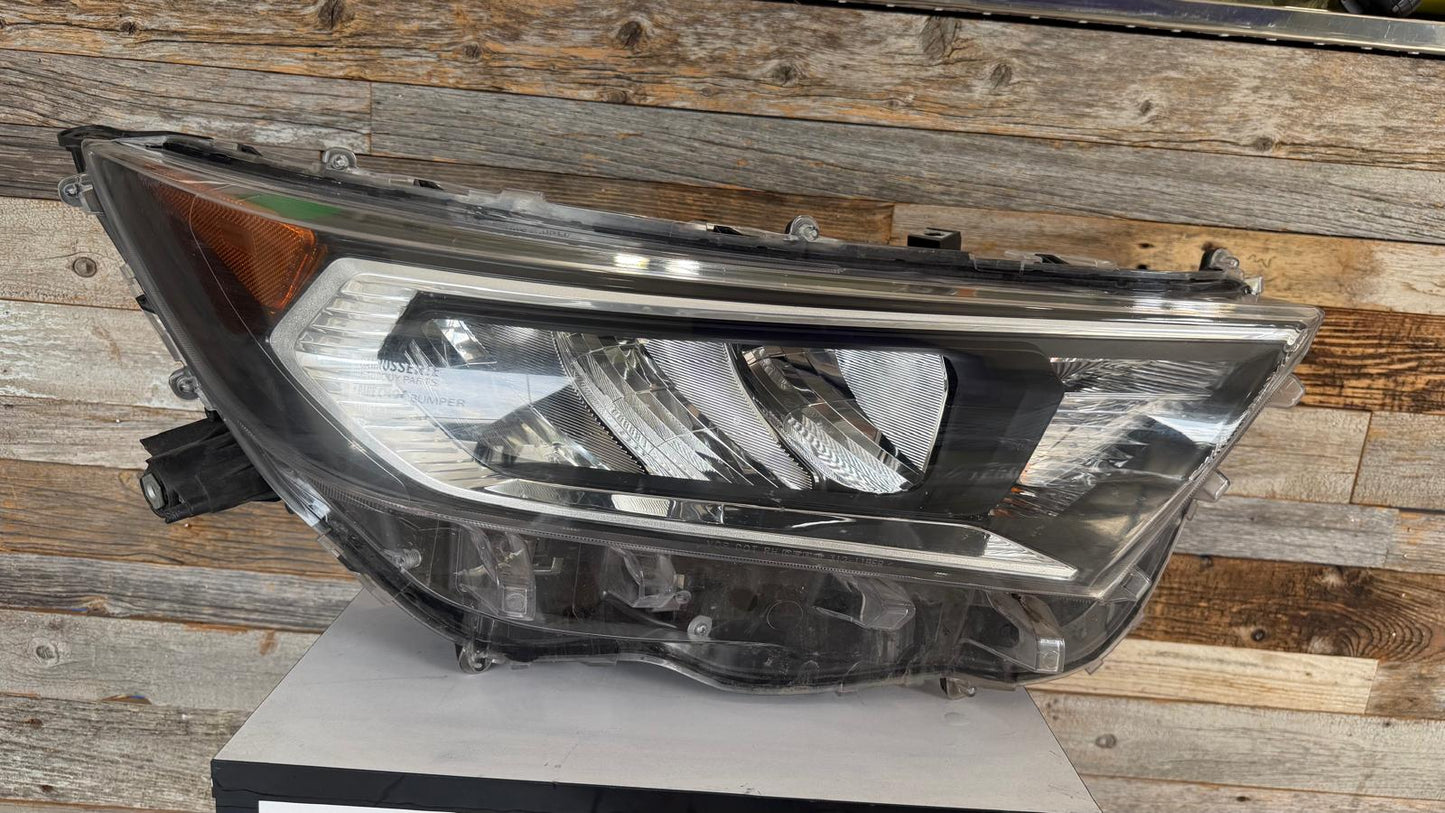 TOYOTA RAV4 2019-2021 Passenger Headlamp assy composite ADVENTURE|LIMITED|TRAIL|TRD|XLE|XLE PREMIUM; NA Built; Chrome Bezel