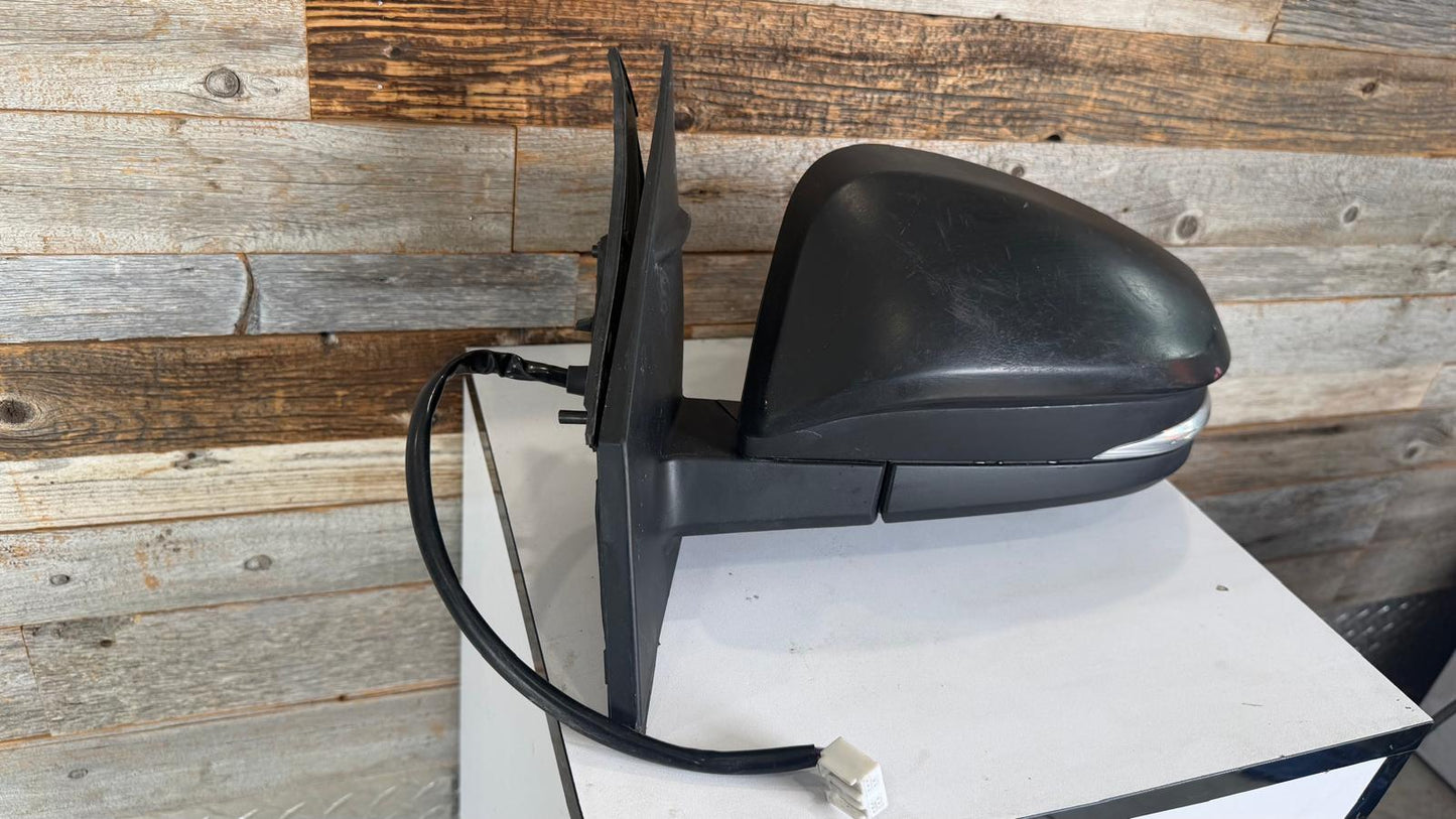 TOYOTA RAV4 2016-2018 Driver Mirror LE|LIMITED|XLE; w/Signal Lamp; w/o BLIS; PTM