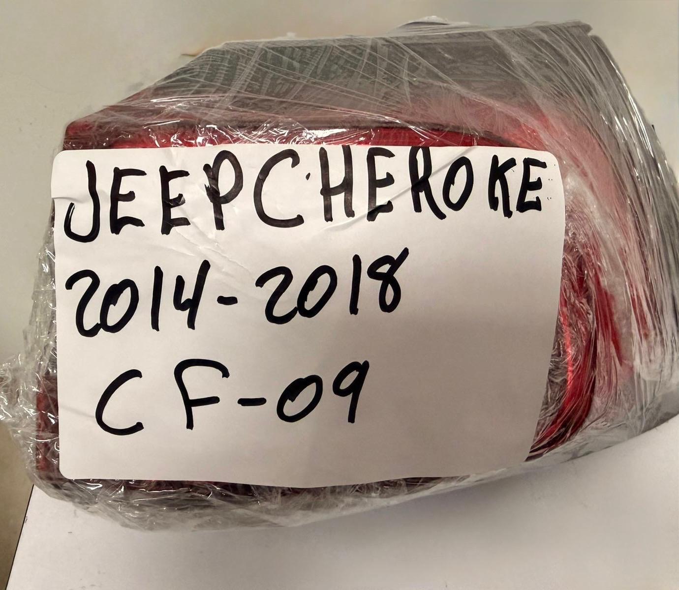JEEP CHEROKEE 2014-2018 Passenger Taillamp assy outer