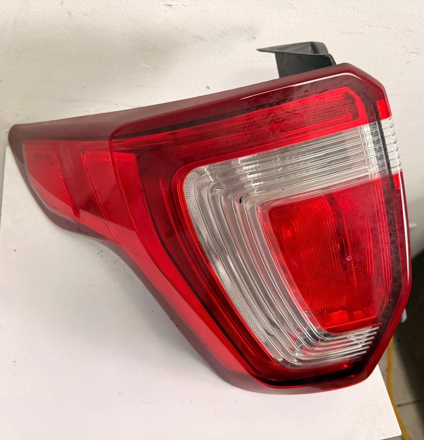 FORD EXPLORER 2016-2019 Driver Taillamp assy BASE|XLT|LIMITED|PLATINUM|POLICE