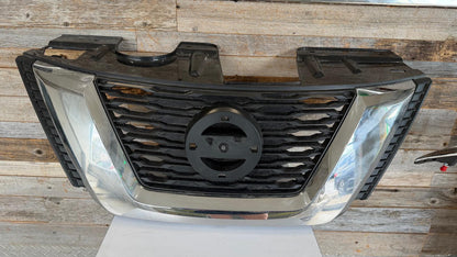 NISSAN ROGUE 2017-2018 Grille assy S|SL|SV