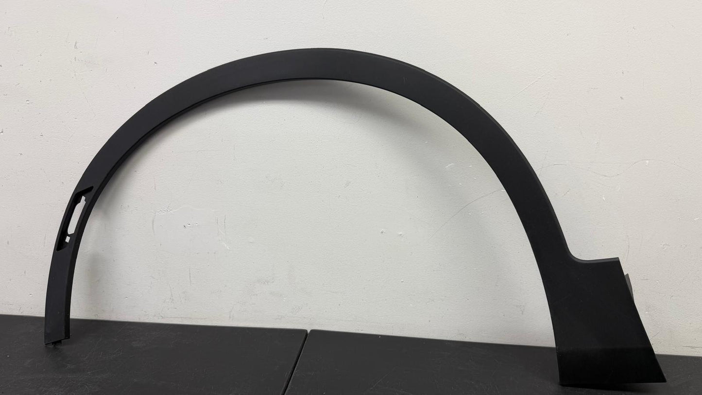CHEVROLET BLAZER 2019-2022 Driver Front wheel opening molding PTM