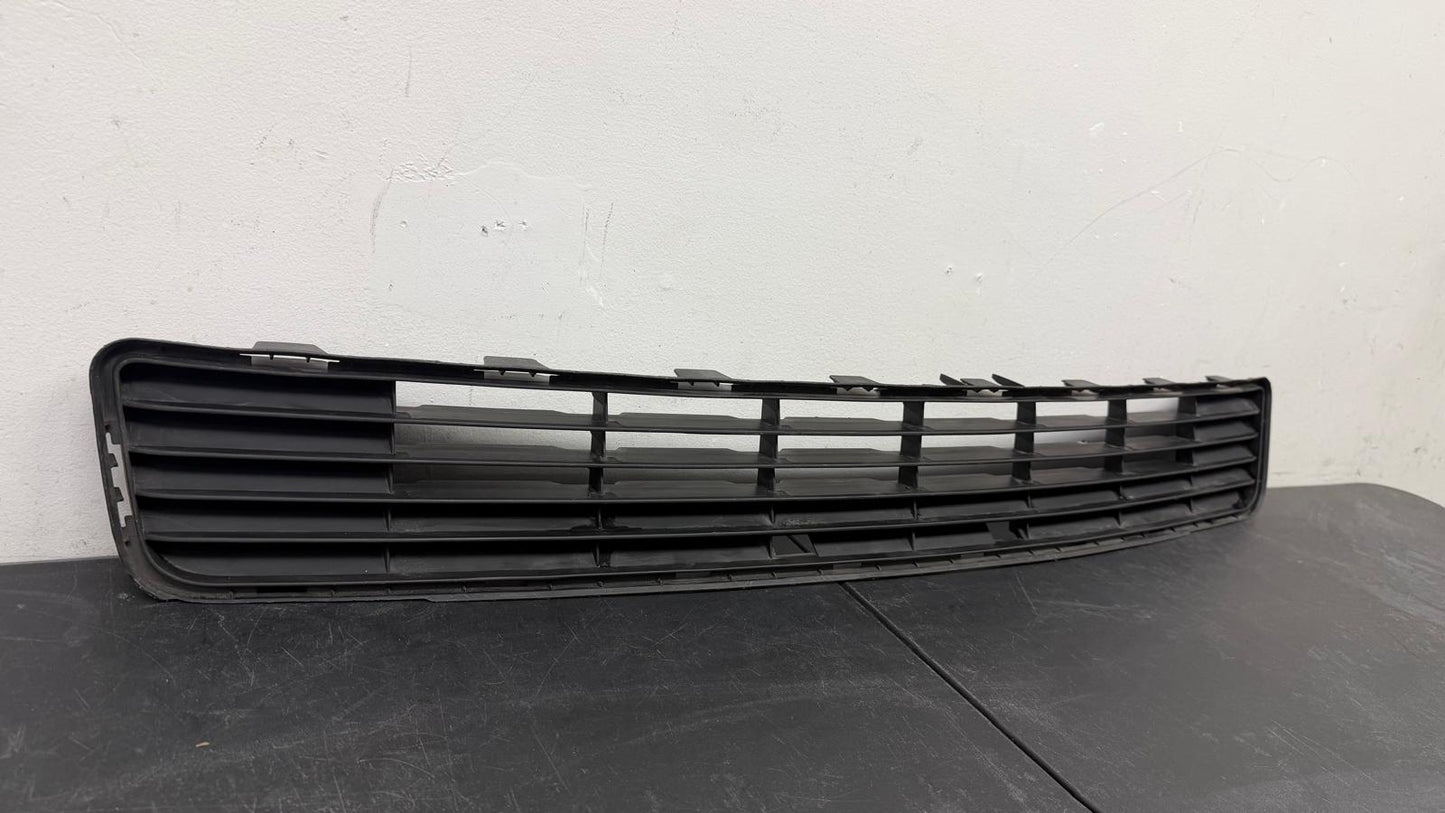 TOYOTA CAMRY 2010-2011 Front bumper grille HYBRID; USA Built