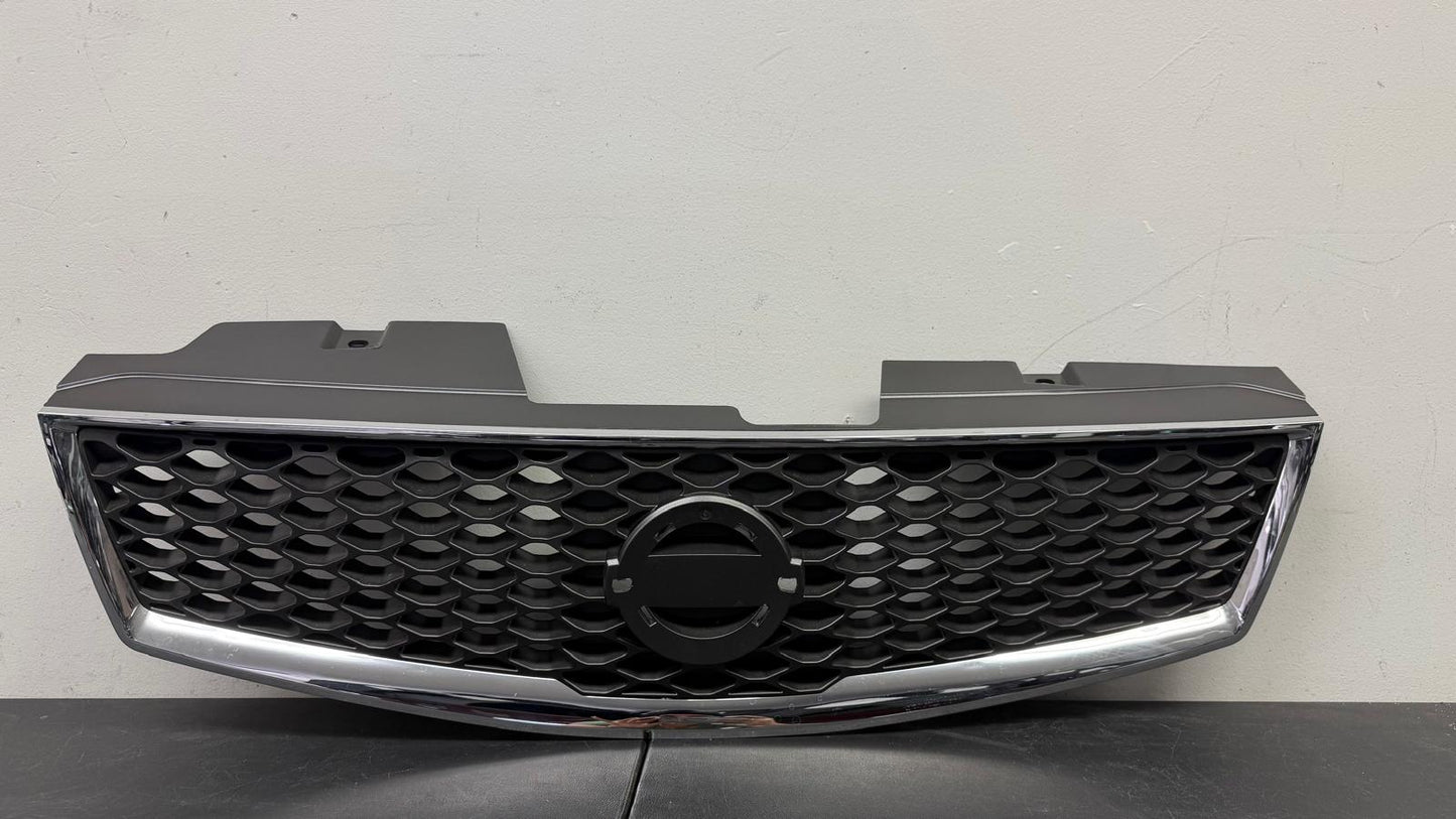 NISSAN SENTRA 2009-2012 Grille assy SR|FE+|SR FE+