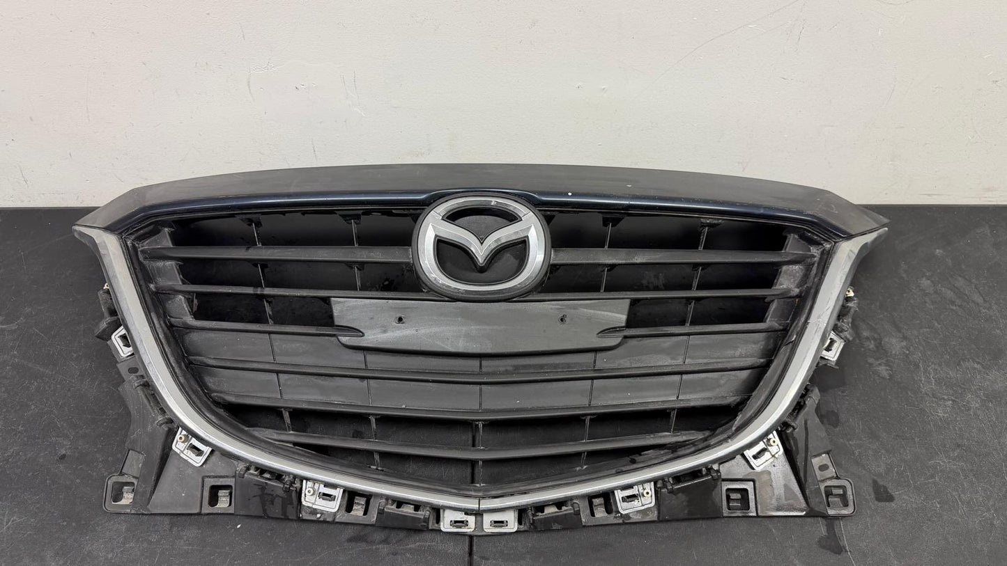 MAZDA 3 2014-2016 Grille assy Textured Black