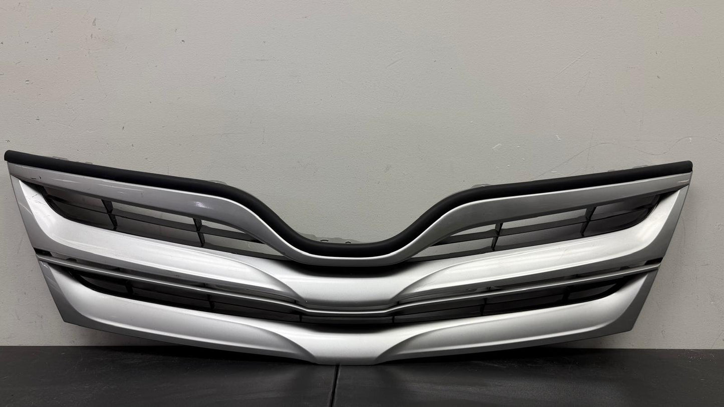 TOYOTA VENZA 2013-2016 Grille assy