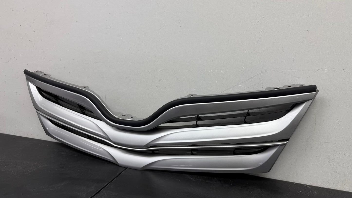 TOYOTA VENZA 2013-2016 Grille assy