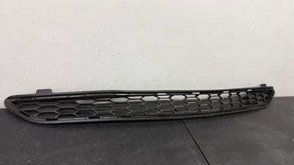 TOYOTA RAV4 2016-2018 Front bumper grille SE; w/o Front View Camera