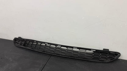 TOYOTA RAV4 2016-2018 Front bumper grille SE; w/o Front View Camera