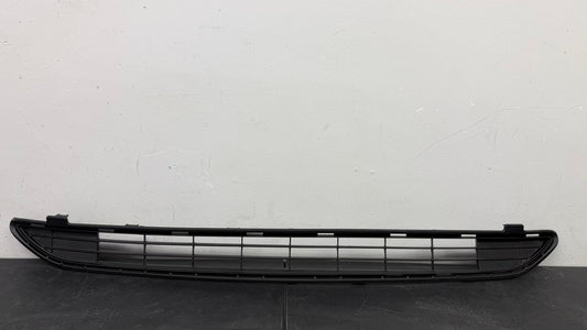 TOYOTA RAV4 2016-2018 Front bumper grille LE|XLE|LIMITED|PLATINUM; w/o Front View Camera