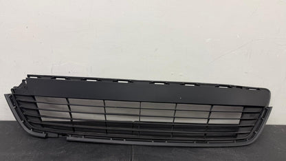 TOYOTA YARIS 2012-2014 Front bumper grille CE|L|LE; H/B