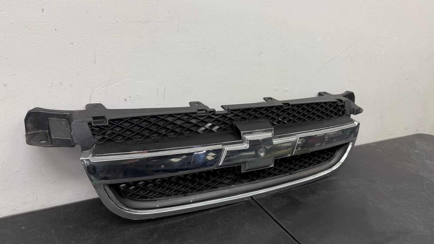 CHEVROLET AVEO 2007-2011 Grille assy Sedan