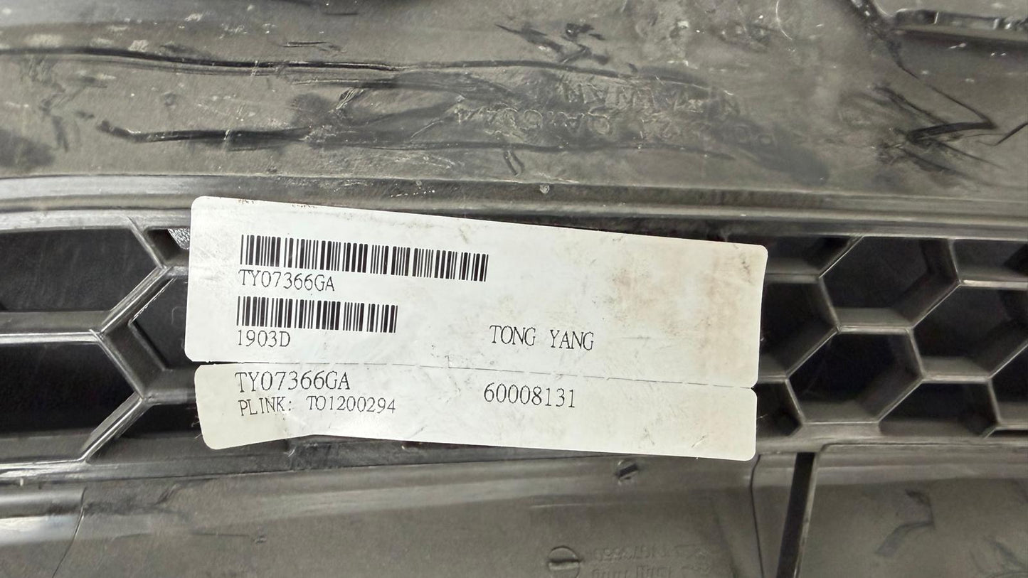 TOYOTA YARIS 2007-2008 Grille assy Sedan; Black; Code 209; PTM