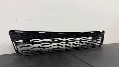 TOYOTA MATRIX 2009-2014 Front bumper grille