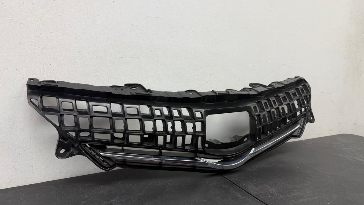 TOYOTA PRIUS V 2012-2014 Grille assy