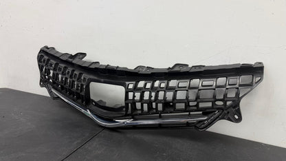TOYOTA PRIUS V 2012-2014 Grille assy
