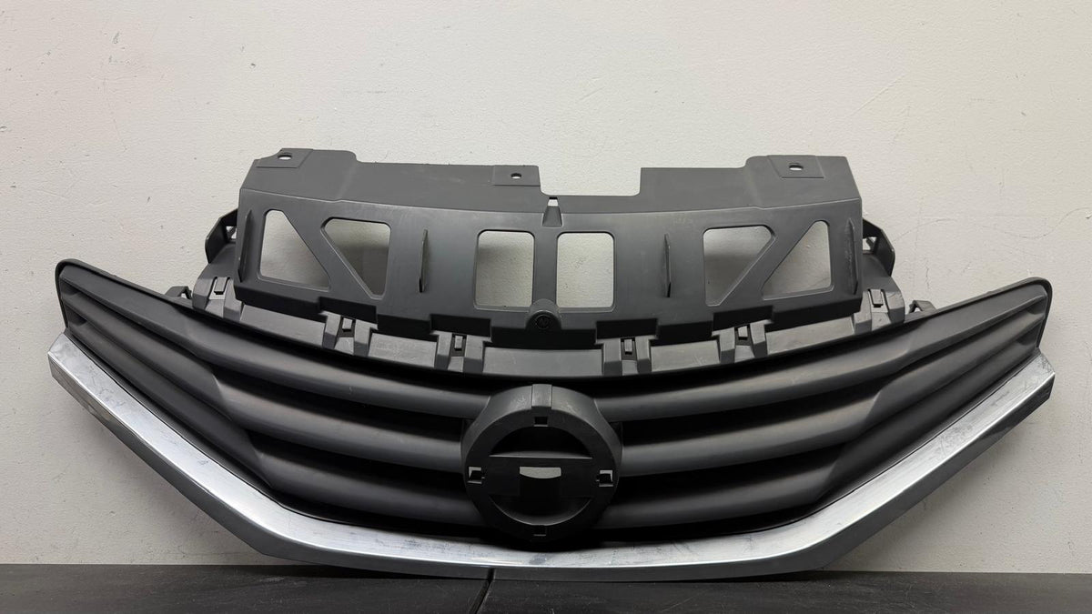 NISSAN VERSA NOTE 2014-2016 Grille assy S|S PLUS|SL|SV