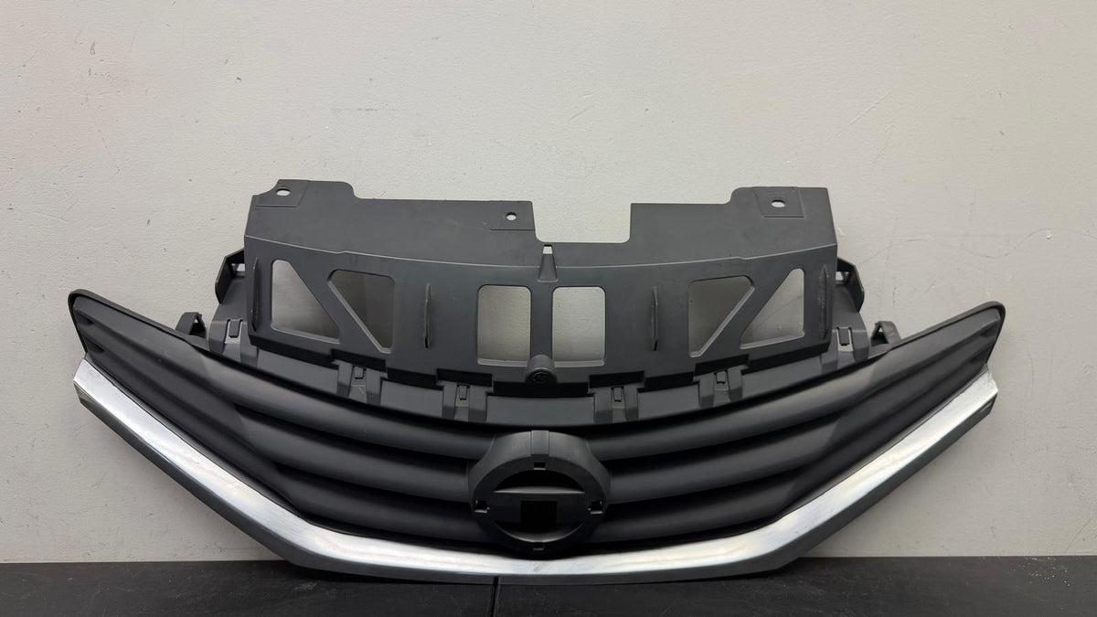 NISSAN VERSA NOTE 2014-2016 Grille assy S|S PLUS|SL|SV