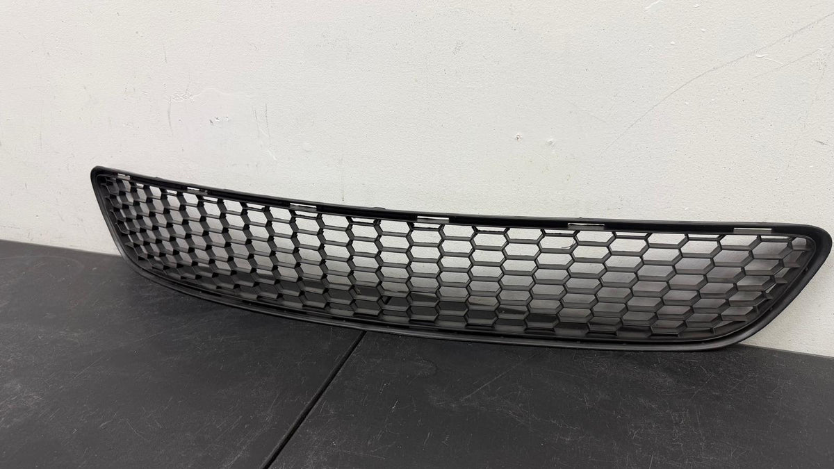 CHEVROLET CRUZE 2011-2015 Front bumper grille 1.4L; LT|LTZ; w/RS Pkg; Grille Air Intake Cover