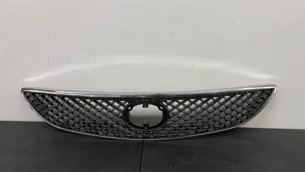 TOYOTA CAMRY 2005-2006 Grille assy SE; usa built