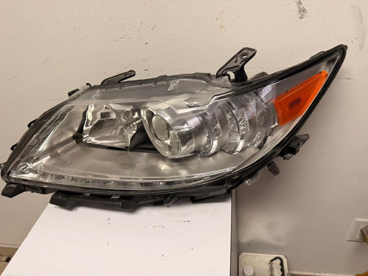 LEXUS ES300h/ES350 2013-2015 Driver Headlamp lens/housing HID