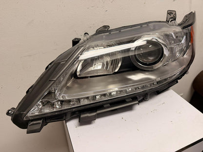 LEXUS ES300h/ES350 2013-2015 Driver Headlamp lens/housing HID