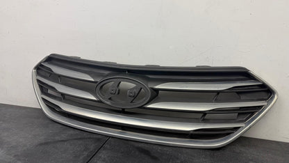 HYUNDAI SANTA FE SPORT 2017-2018 Grille assy w/o Front View Camera