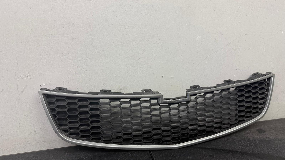 CHEVROLET CRUZE 2011-2014 Grille assy 1.8L; Lower