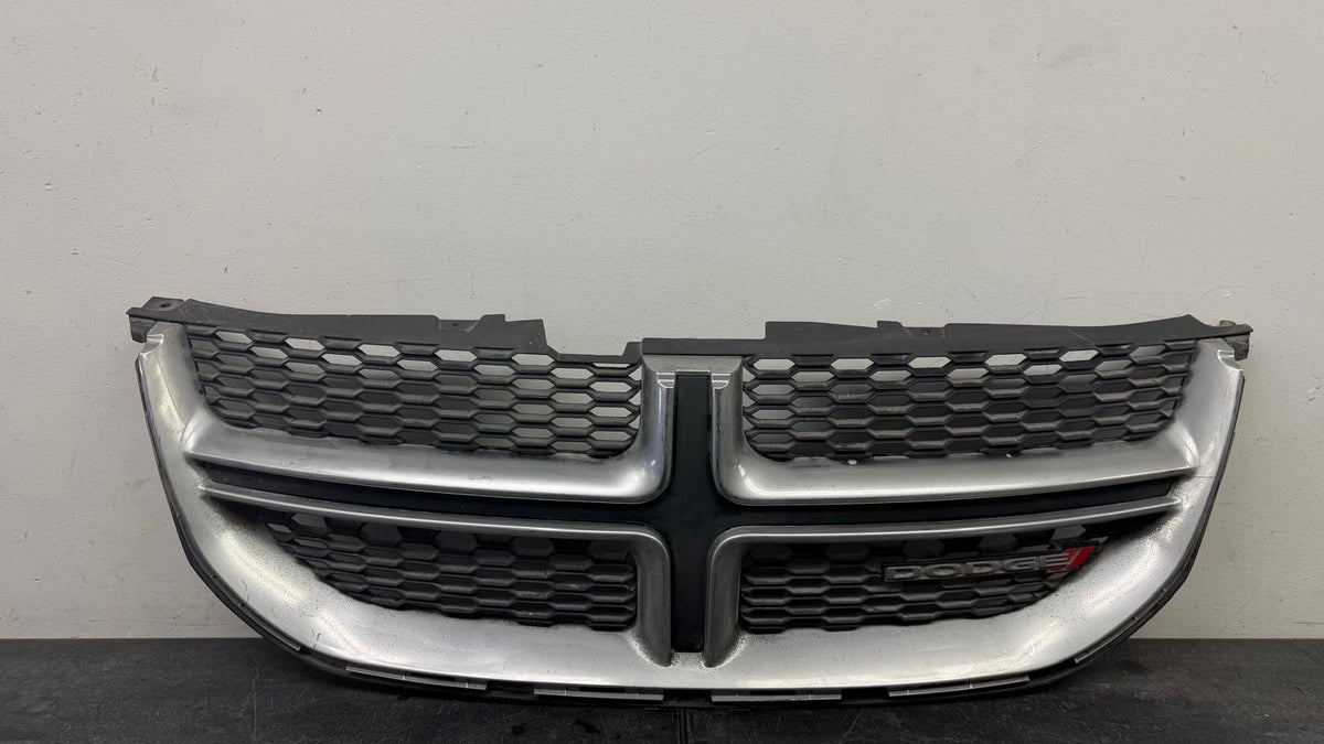 DODGE JOURNEY 2011-2020 Grille assy w/o Fog Lamps