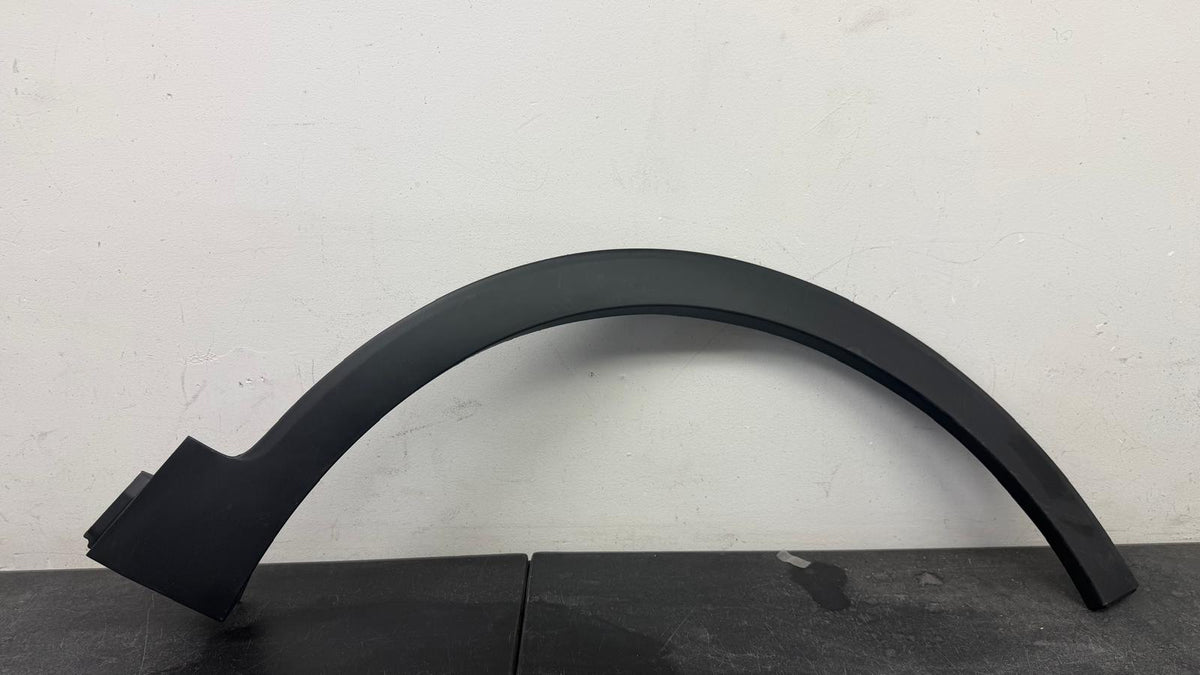 KIA SORENTO 2016-2020 Passenger Front wheel opening molding EX|L|LX; w/o Sport Pkg
