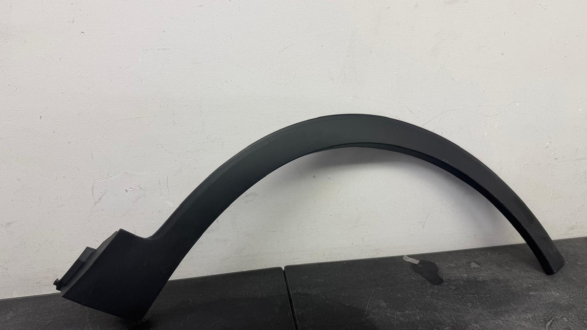 KIA SORENTO 2016-2020 Passenger Front wheel opening molding EX|L|LX; w/o Sport Pkg