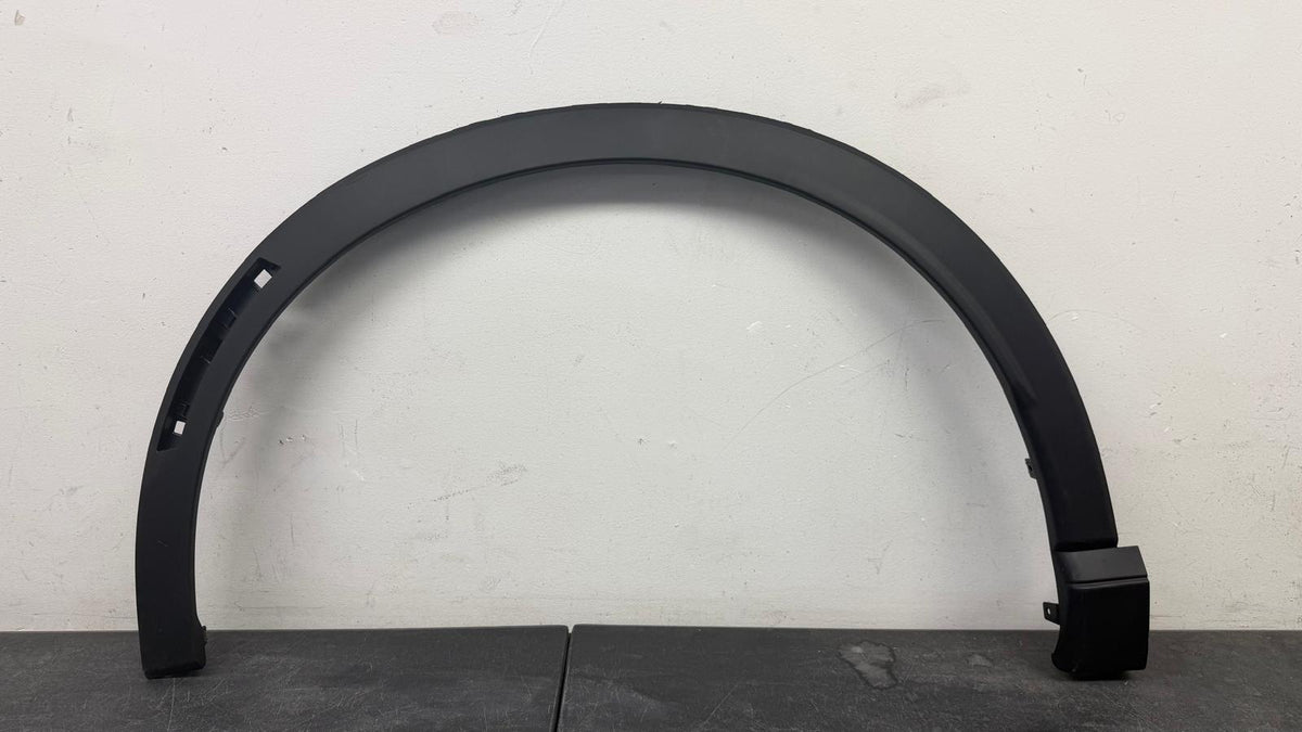 HONDA CR-V 2023-2026 Driver Front wheel opening molding