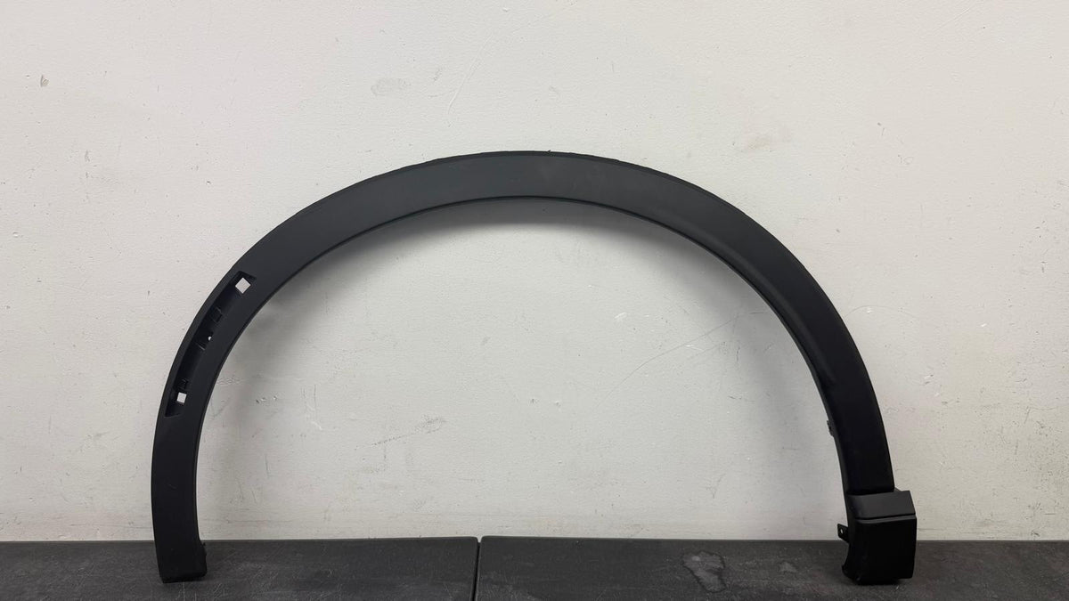 HONDA CR-V 2023-2026 Driver Front wheel opening molding