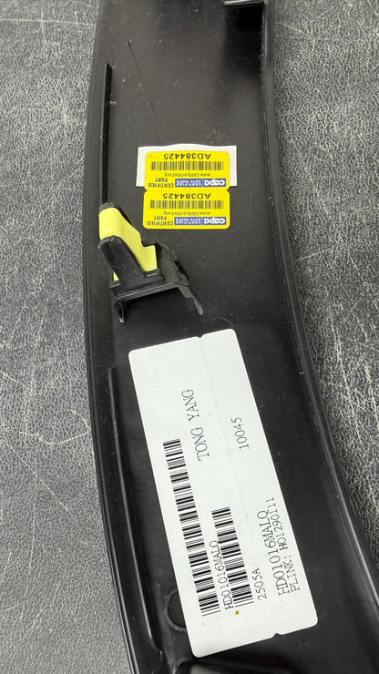 HONDA CR-V 2023-2026 Driver Front wheel opening molding