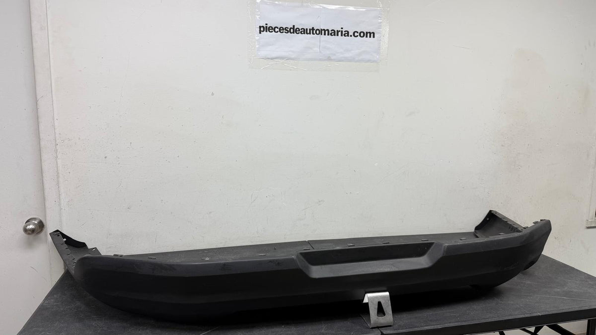 FORD MUSTANG 2010-2011 Rear bumper valance panel BASE