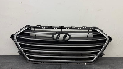 HYUNDAI ELANTRA GRILLE  2017-2018  BLACK W/ SILVER MOLDING USA/KOREA